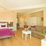 Pienzenau Am Schlosspark 4*