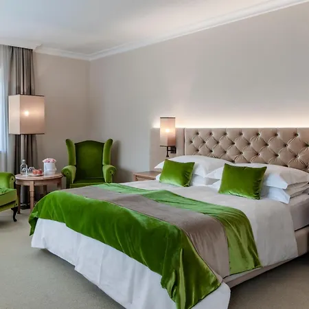 Pienzenau Am Schlosspark Hotel