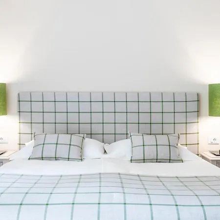 Otel Pienzenau Am Schlosspark Merano