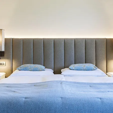 Hotel Pienzenau Am Schlosspark Meran