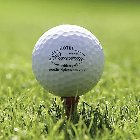 Pienzenau Am Schlosspark Μεράνο