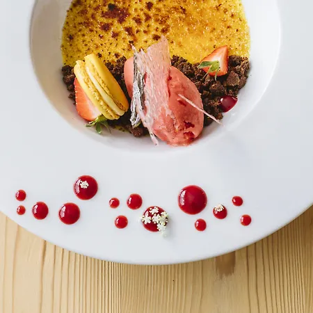 Pienzenau Am Schlosspark