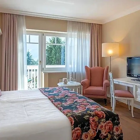 Pienzenau Am Schlosspark Hotel
