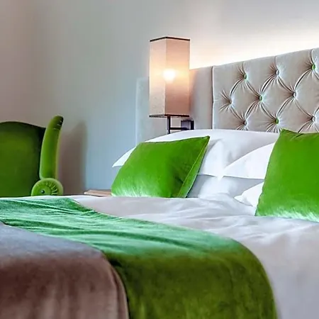 Pienzenau Am Schlosspark Hotel 4*