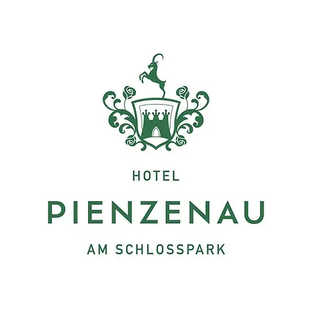 Pienzenau Am Schlosspark Hotel 4*