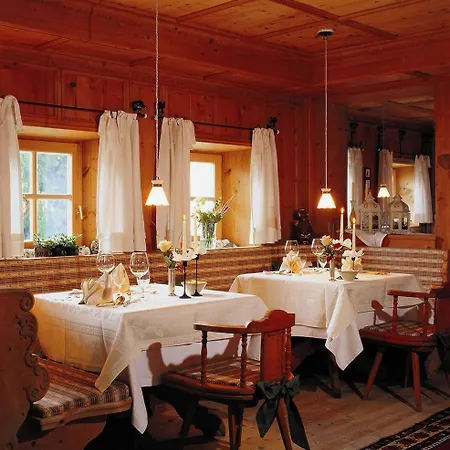 Hotel Pienzenau Am Schlosspark Merano