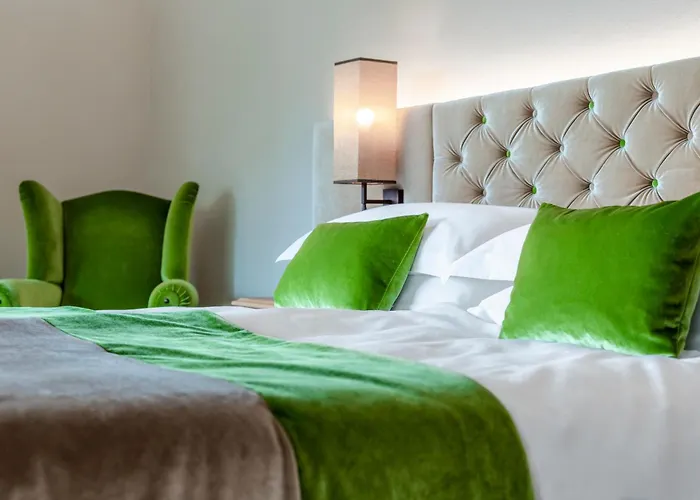 Pienzenau Am Schlosspark Merano