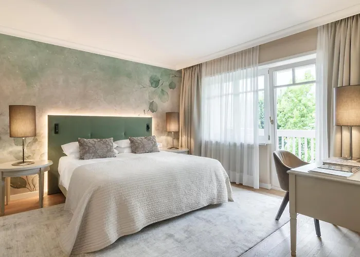 Pienzenau Am Schlosspark 4*