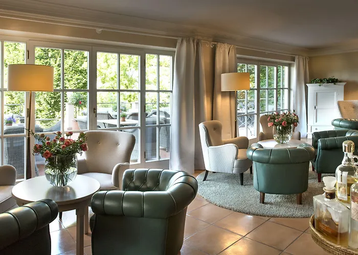 Hotel Pienzenau Am Schlosspark 4*