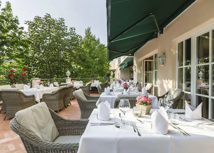 Pienzenau Am Schlosspark Hotel 4*