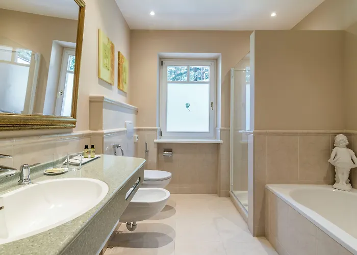 Pienzenau Am Schlosspark Hotel 4*