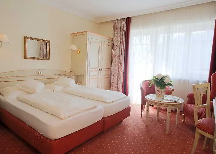 Pienzenau Am Schlosspark Hotel 4*