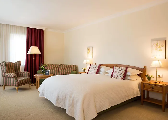 Pienzenau Am Schlosspark Merano